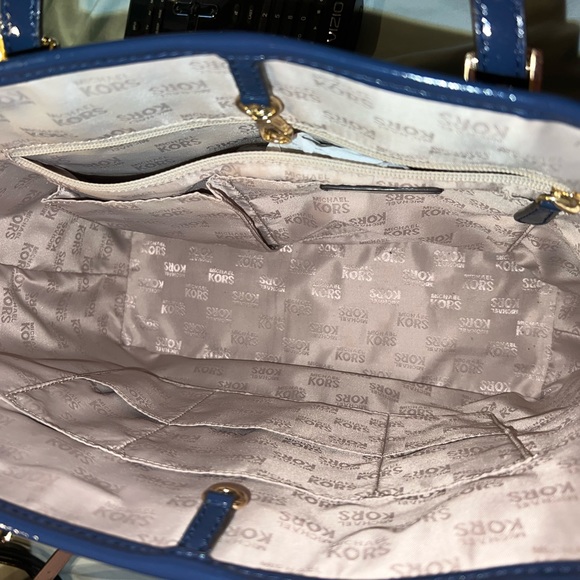 Michael Kors shoulder bag, navy blue - Picture 3 of 3